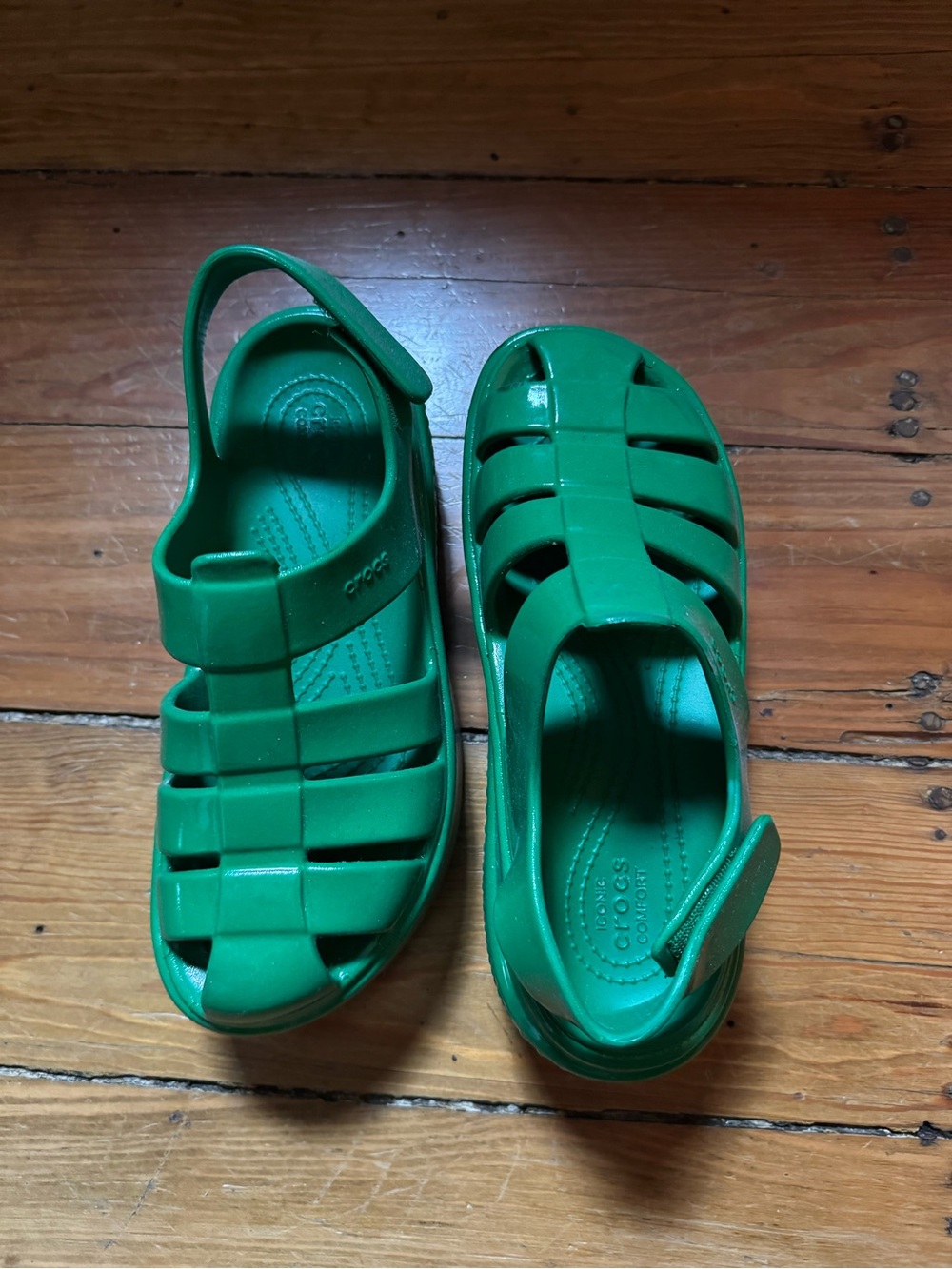Crocs Green Classic Fisherman Sandals